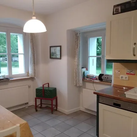 Orangerie Im Schlosspark Zu