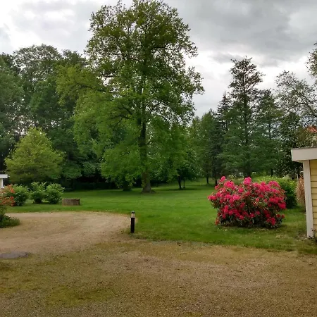 Orangerie Im Schlosspark Zu דירה Arnsdorf-Hilbersdorf