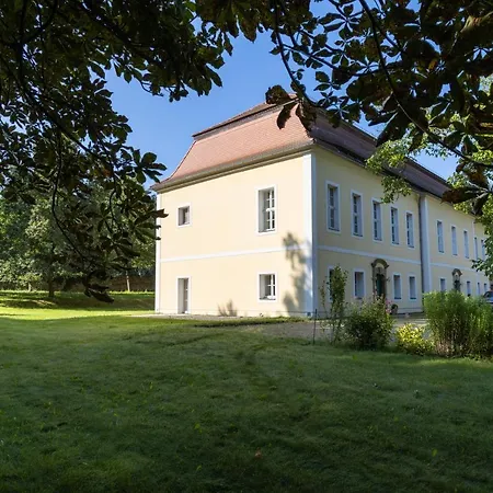 Orangerie Im Schlosspark Zu דירה Arnsdorf-Hilbersdorf