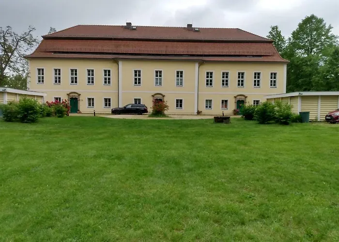 Orangerie Im Schlosspark Zu 公寓 *